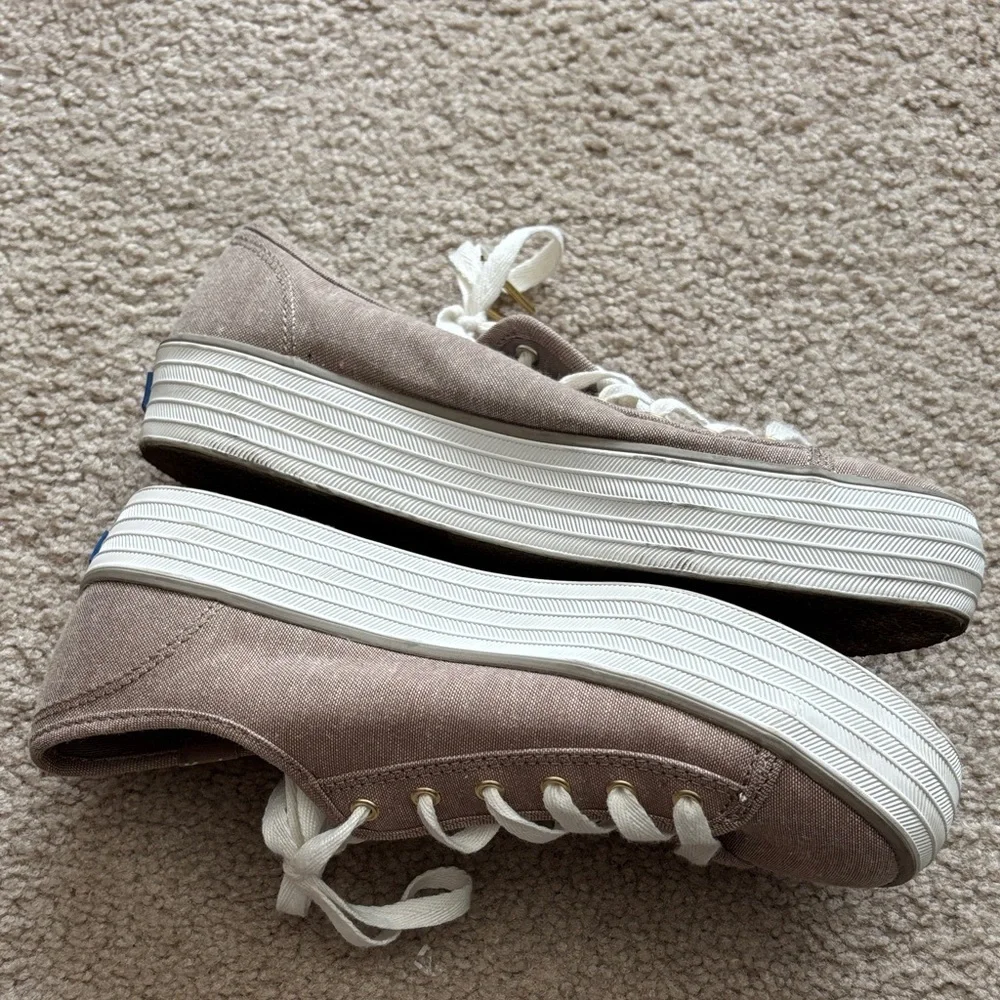 Keds Tan Canvas Sneakers size women’s 6